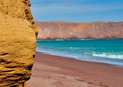 Réserve nationale de Paracas - Plage rouge