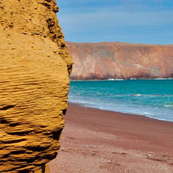 Réserve de Paracas - Plage rouge